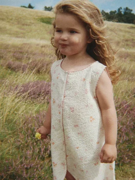 Konges Sløjd letní šaty s bavlnou ELIN DRESS GOTS béžové