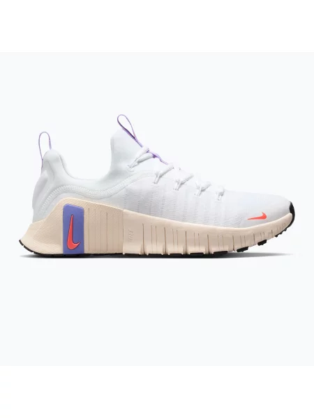 Дамски обувки за тренировка Nike Free Metcon 6 white/violet mist/chalk/hot lava бяло