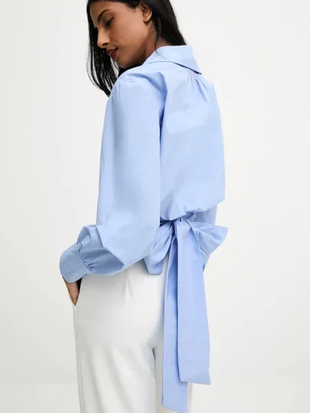 Košulja Answear.LAB za žene relaxed s klasičnim ovratnikom plava