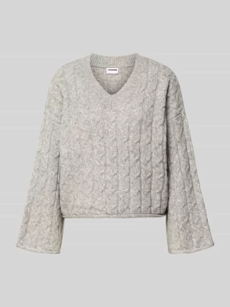 Sweter z dzianiny z dodatkiem wełny i ściegiem warkoczowym model ‘MELOISE’ Noisy May