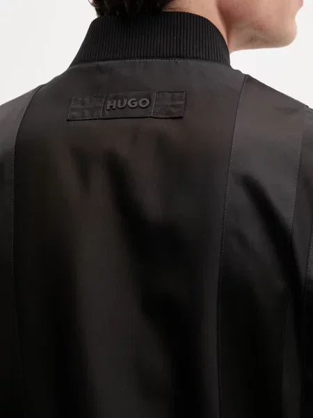 Бомбер Hugo