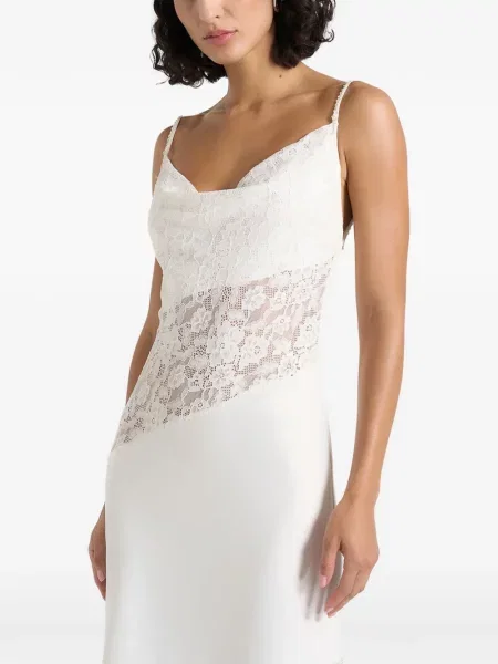 Rochie maxi Manière De Voir asimetrică din dantelă alb