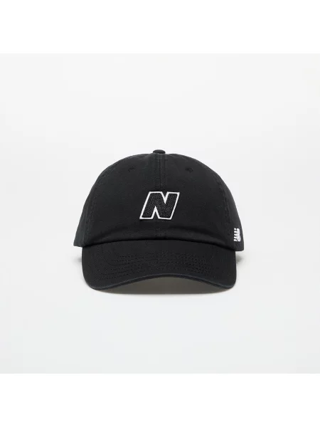 Шапка с козирка New Balance черно