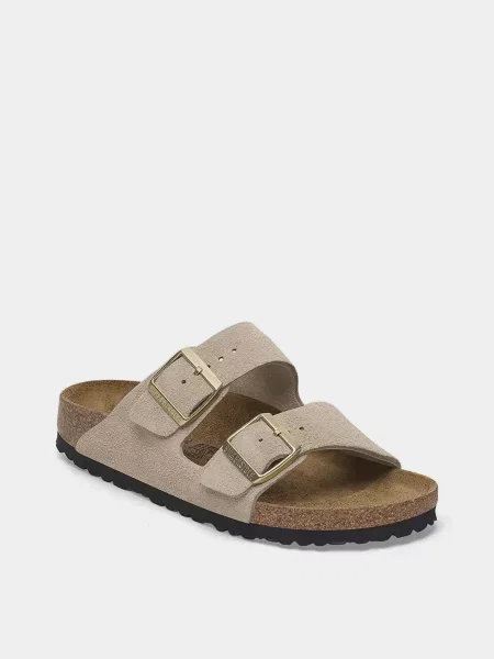 Замшевые шлепанцы Birkenstock бежевые