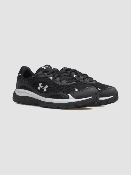 Кожаные кроссовки Under Armour черные