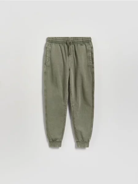 Джоггеры Reserved зеленые