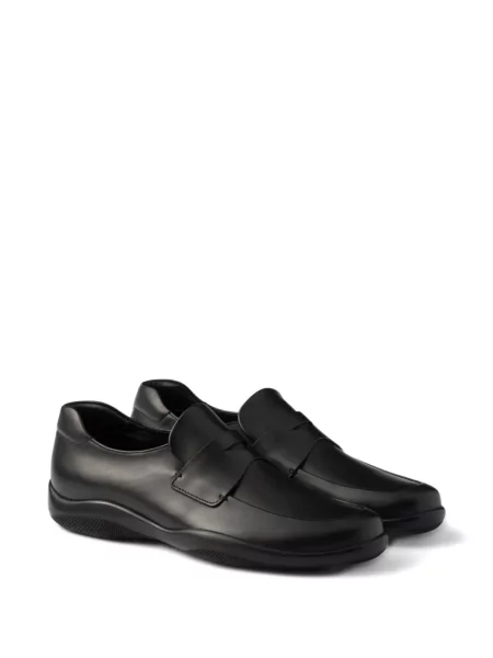 Pantofi loafer Prada din piele negru