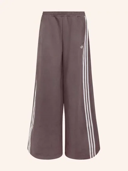 Adidas Originals Teplákové Kalhoty Adilenium Season 6 Z Umělé Semišové Kůže tmavě hnědá bílá