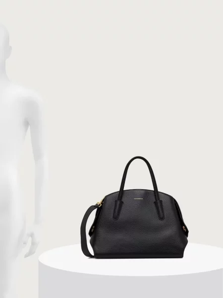 Кожаная сумка через плечо Coccinelle