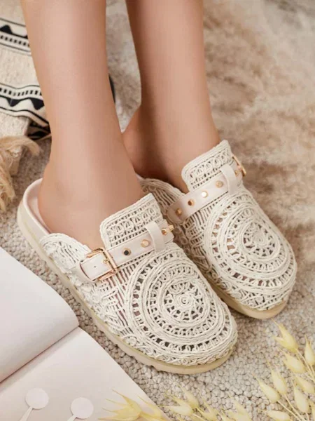 Japonke Resti z vezenjem bež