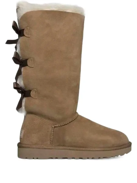 Mušketýrské kozačky Ugg s mašlí