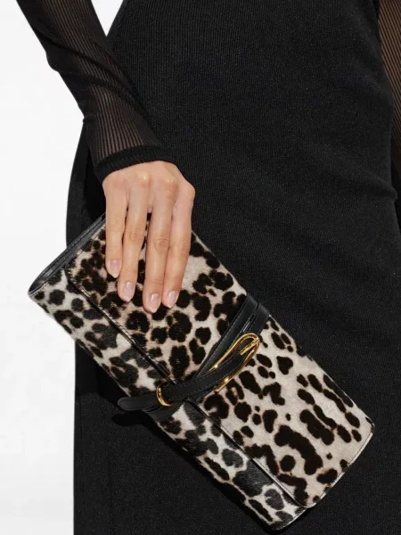 Geantă plic Liffner cu imagine cu model leopard cu cataramă