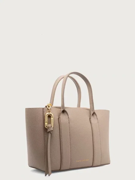 Кожаная сумка шоппер Marc Jacobs в деловом стиле