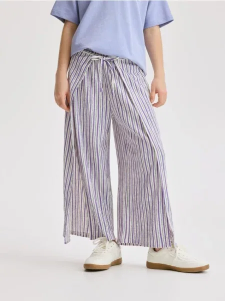 Reserved Pantaloni culottes cu pliuri violet