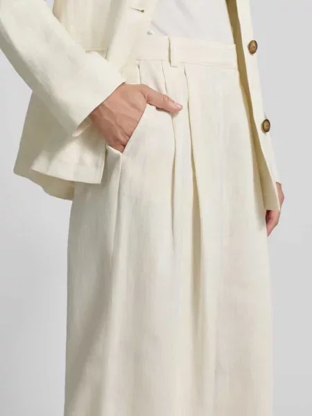 Spodnie w kroju barrel fit z mieszanki lnu i Jake*s Collection białe