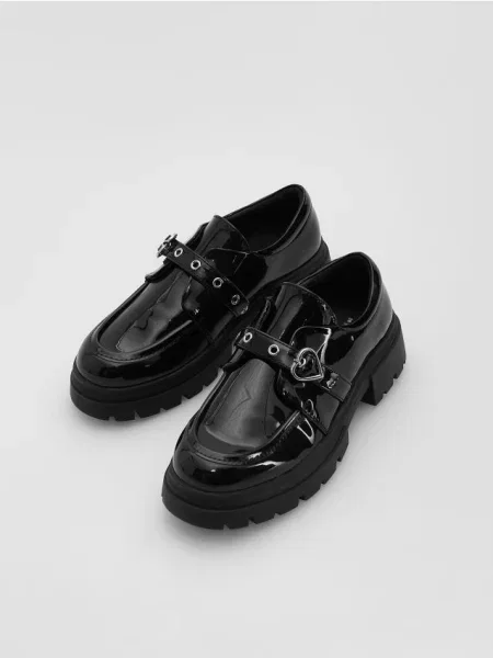 Кожаные лоферы Reserved черные