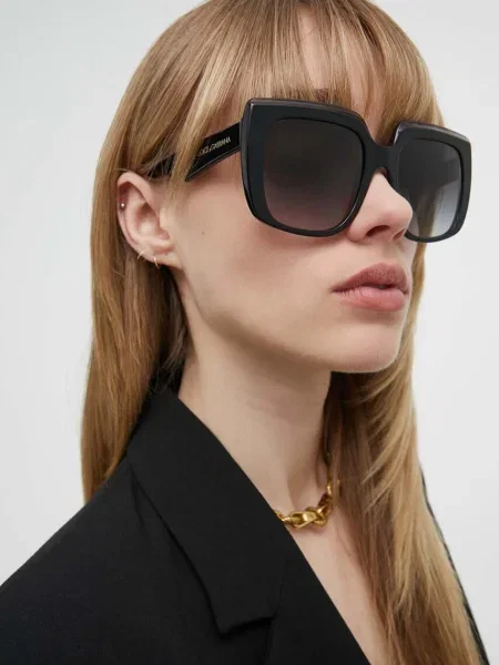 Sunčane naočale Dolce & Gabbana za žene crna