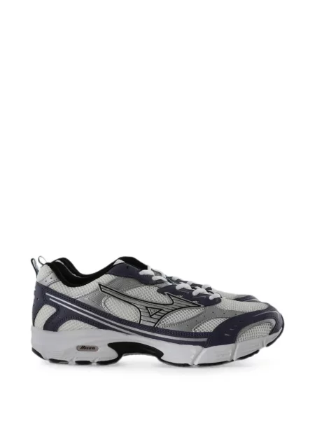 Sneakerși Mizuno plasă