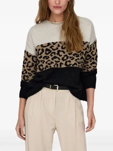 Pulover Only cu imagine cu model leopard