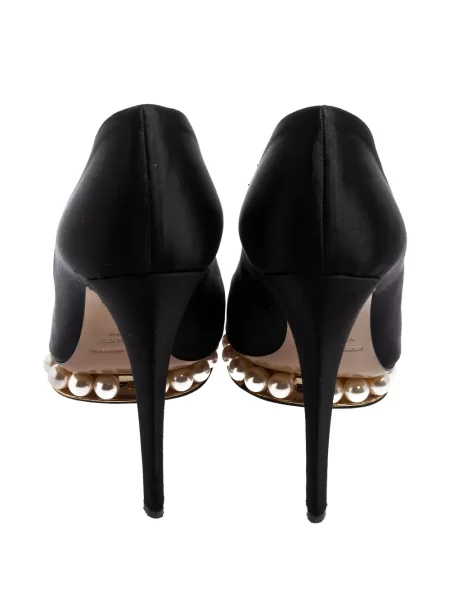 Pantofi cu toc Nicholas Kirkwood cu perle cu platformă negru