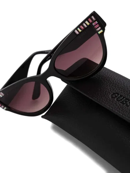 Ochelari de soare Guess Eyewear negru