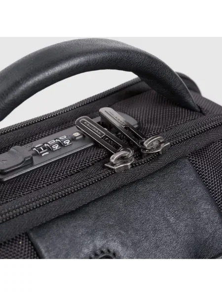 Torba na laptopa Piquadro czarna