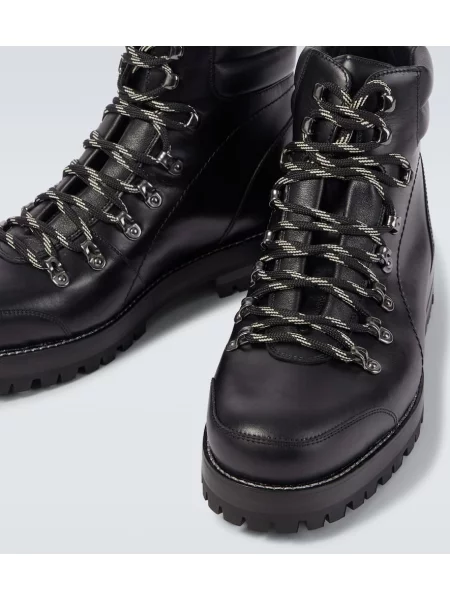 Botine Manolo Blahnik din piele negru