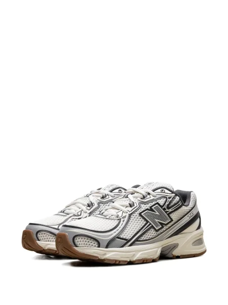 Sneakerși New Balance bej