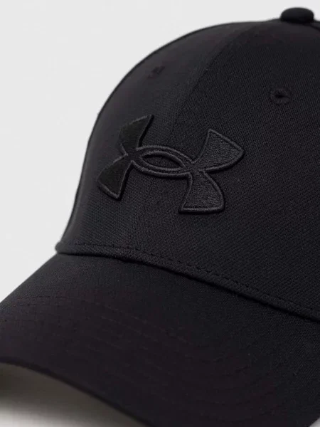Under Armour kapa s šiltom črna