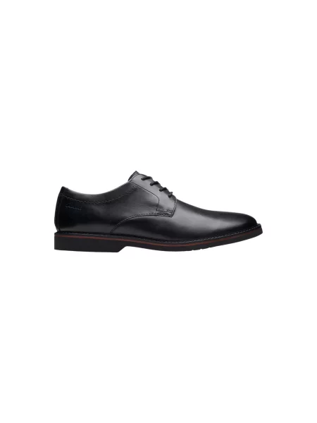 Usnjene nizki čevlji Clarks črna