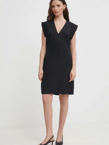 Сукня United Colors of Benetton mini пряма чорний