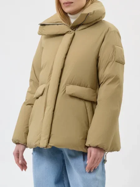 Пуховик Moose Knuckles бежевий
