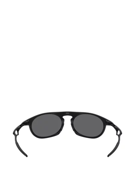 Dzseki Oakley fekete