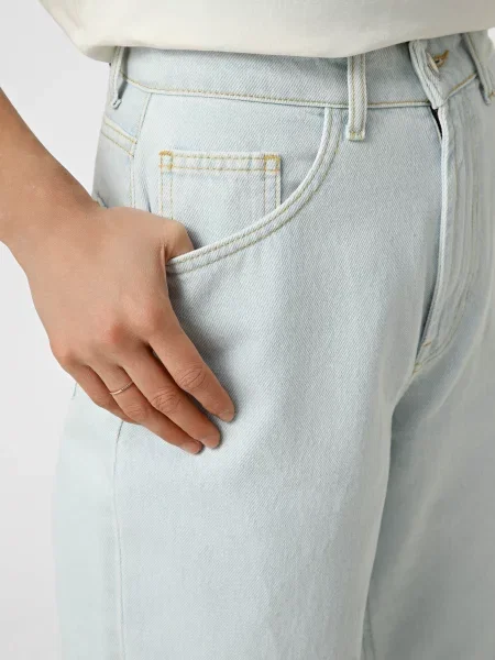 Прямі джинси Emmelie Delage x INTERTOP блакитний