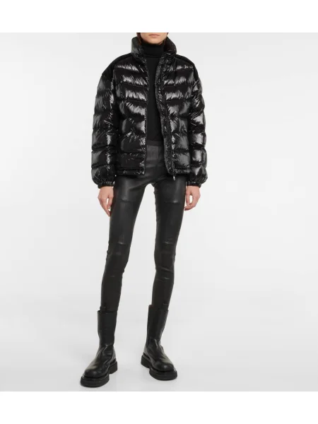 Pehelydzseki Moncler fekete