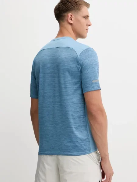 Однотонная футболка Under Armour
