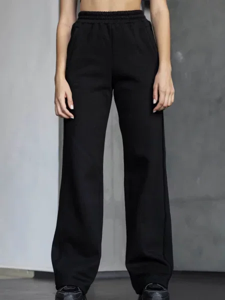 Брюки чорні