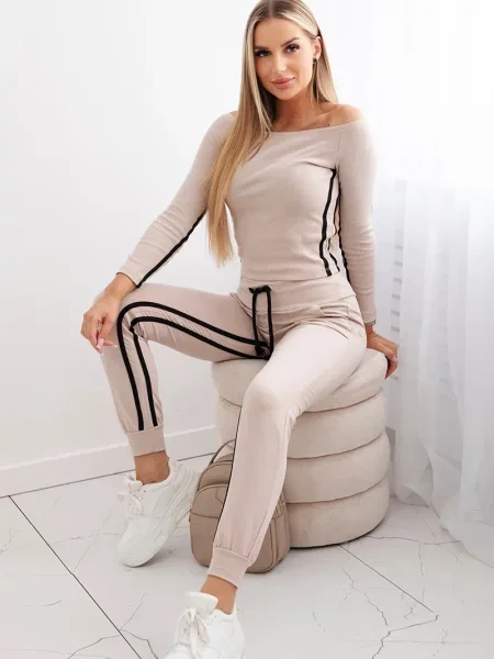 Komplet dresowy Kesi w paski czarny