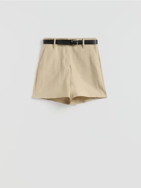 Reserved Pantaloni scurți cu fibre lyocell verde-oliv deschis verde