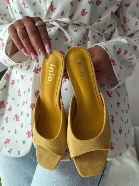 Сандали Boto жълто