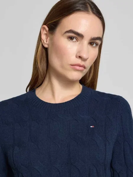 Sweter z dzianiny o kroju regular fit z czystej wełny Tommy Hilfiger granatowy