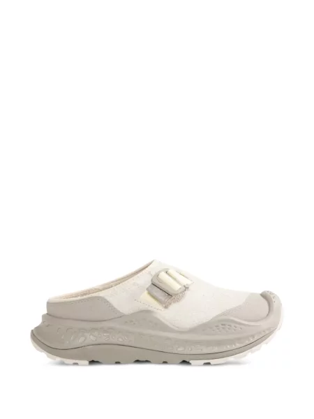 Sneakerși Hoka cu cataramă