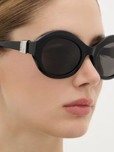 Balenciaga Napszemüveg női fekete