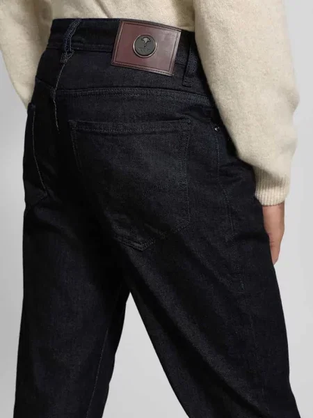 Jeansy o kroju straight fit z 5 model ‘Fortress’ Joop! Collection granatowe