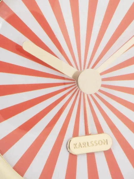 Часы Karlsson