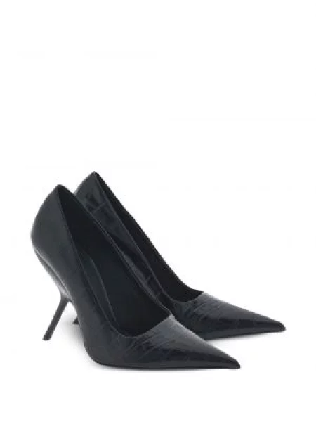 Bateliai Ferragamo juoda