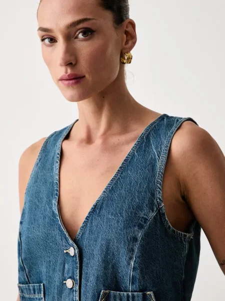 Levi's елек дамски от деним TAILORED DENIM синьо