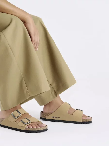 Шлепанцы Birkenstock бежевые