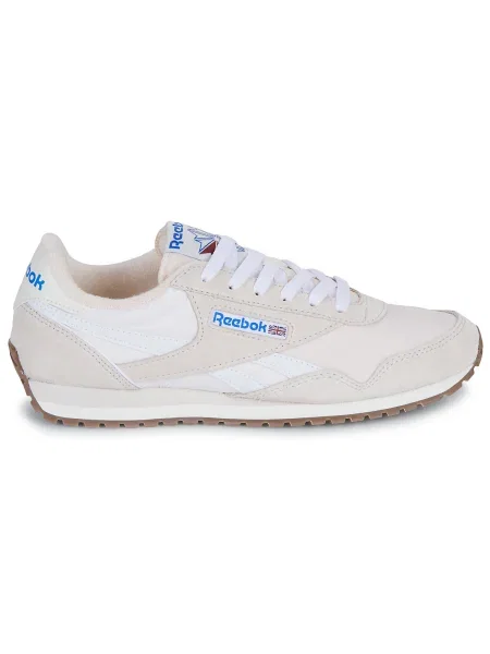 Sneakerși Reebok de lână alb