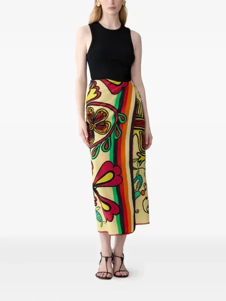 Fular Carolina Herrera cu mărgele